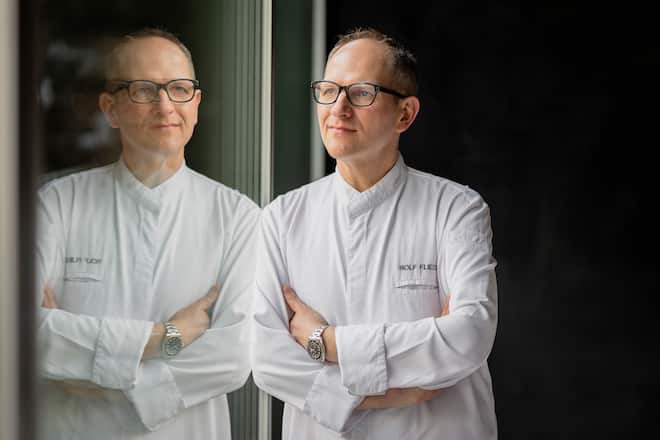 Rolf Fliegauf fotografiert am 20. Maerz 2026 fuer GaultMillau im Restaurant 7132 Silver in Vals. Bild Yanik Buerkli