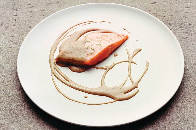 Geräucherter Saibling mit gebranntem Rahm