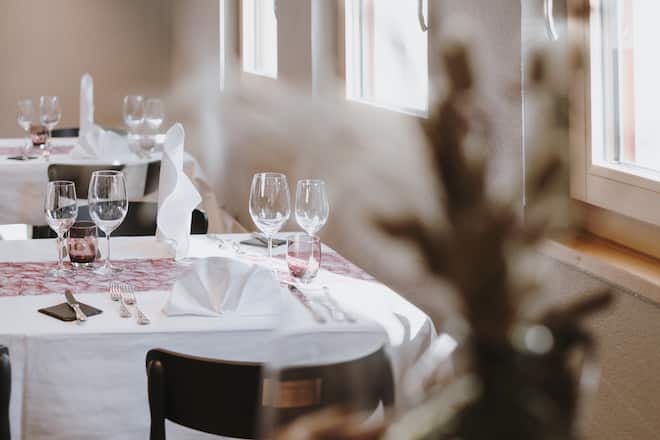 Fernando Michlig; Tenne Gluringen VS; Jeunes Restaurateurs und Jäger; Foto: Digitale Massarbeit