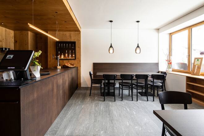 Restaurant Rabius Greina Juli 2021