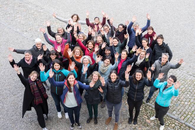 Salon Divines Rolle OVV