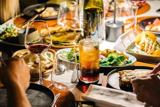 GAULTMILLAU-CHANNEL-INDA-BAR-GENEVE