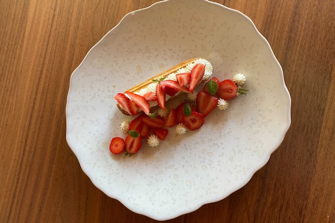 Eclairs mit Erdbeeren