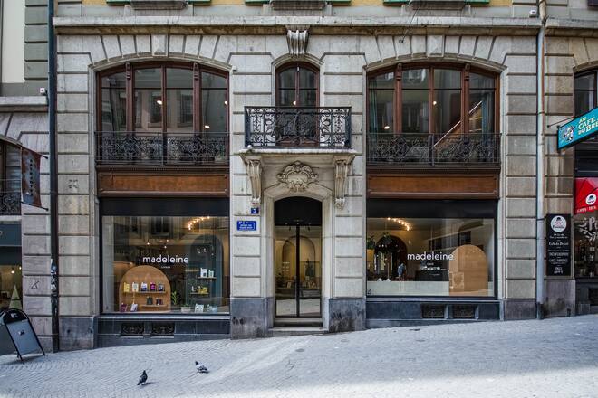 Madeleine Café Lausanne coffee shop