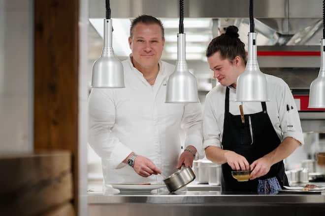 Kypke will im Appenzeller Huus durchstarten Appenzeller Huus - Gonten - Carsten Kypke, Executive Chef und Philipp Schmidt, Sous Chef - Mai 2025 - Copyright Olivia Pulver