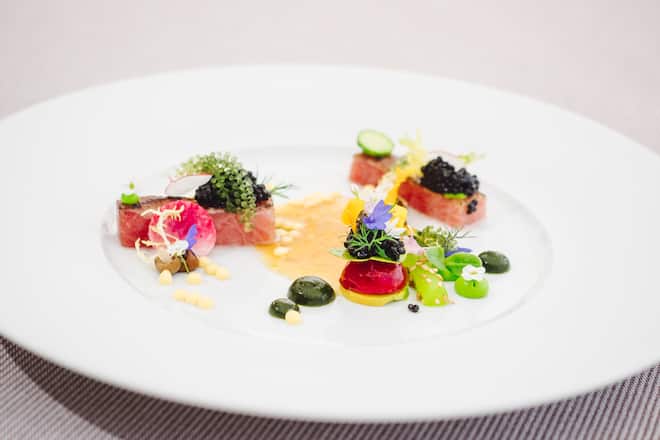 Balfego Thnfisch, Avocado, Zwiebel, Miso - Focus Caviar Lunch mit Patrick Mahler und Jürg Kappeler von Sense fof Delight, Importeur von Kaviari Paris - Restaurant Focus, Parkhotel Vitznau - Montag, 22.4.2019 - Copyright Olivia Pulver