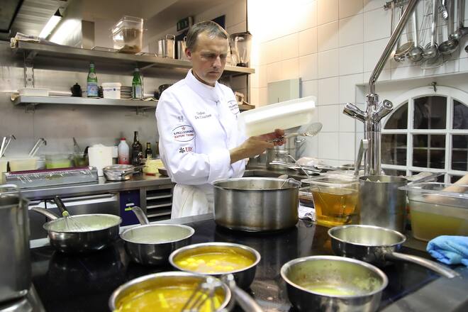 LUGANO, 28.04.2019 - Chef Didier De Courten. S. Pellegrino Sapori Ticino 2019 'Official Night Didier De Courten': Frank Oerthle meets Didier De Courten (Le Terminus, Sierre) at Ristorante Galleria Arte al Lago, Lugano.copyright by www.steineggerpix.com & www.saporiticino.ch 2019 / photo by remy steinegger+++ no resale / no archive +++