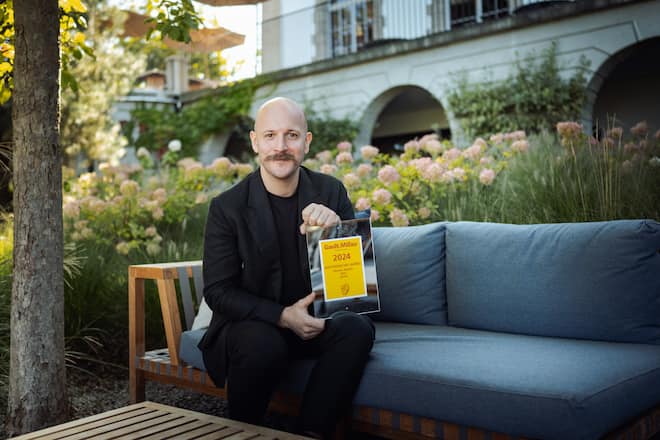 Koch des Jahres Party - Restaurant Mammertsberg - Begeisterung ist gross, Silvio geht bei seinen Gà sten vorbei. Markus Stécke