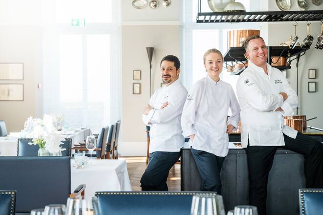 Das Bürgenstock-Festtags-Menue von Mike Wehre und seiner Crew 2020: Damian Carini, Juliana Clementz, Mike Wehrle