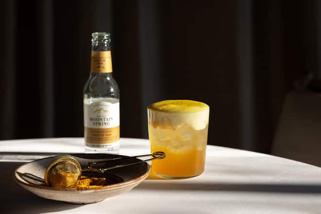 27.11.2025, Freidorf TG, Mammertsberg, Drink; Thurgoni Sour (photo by Rémy Steiner for Gault Millau)