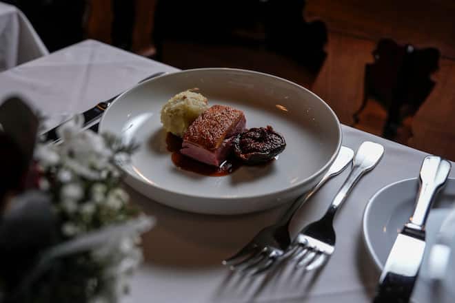 Elsie's Bar - Zermatt Lukas Ryffel