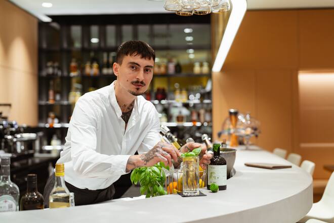 Jelmoli - Pashk Cenaj, Gründer von Milieu - Bottled Cocktails - Copyright Olivia Pulver - 04.07.2022