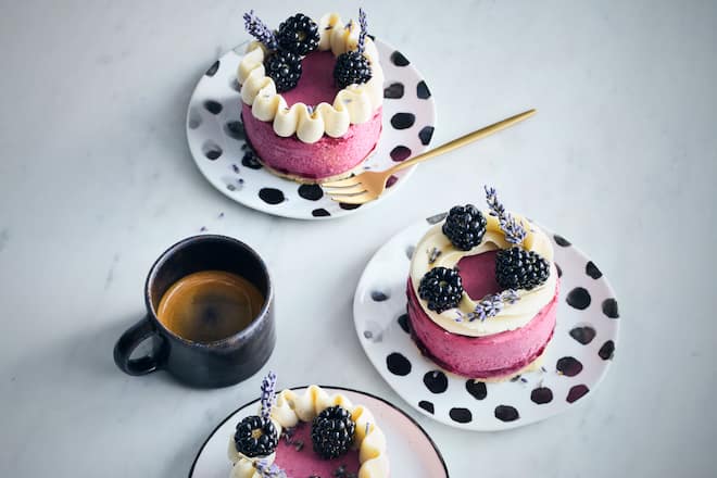 Mini-Brombeer-Cheesecakes