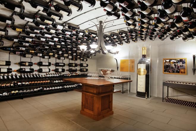 Zum Gupf, legendärer Weinkeller, mit Sommelier Stefan Schachner, 11. Dezember 2021, Rehetobel AR