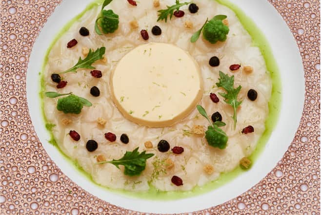 Carpaccio de Saint Jacques et ail noir de Cédric Bourassin