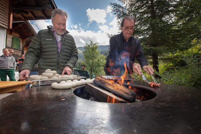 Robert Brantschen ( Buremetzg) mit André Jäger.