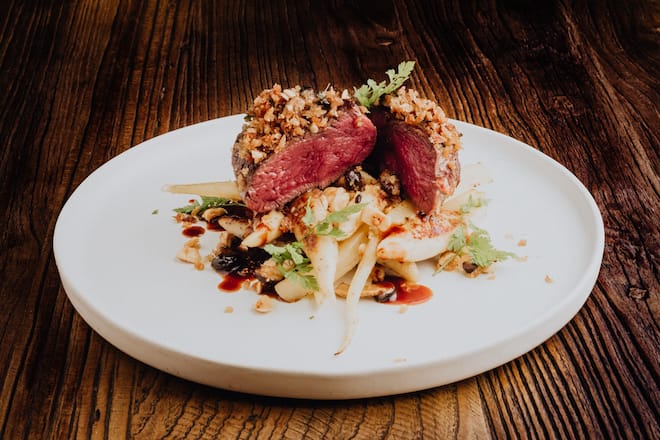 Hirschfilet-Tournedos mit Schupfnudeln | GaultMillau