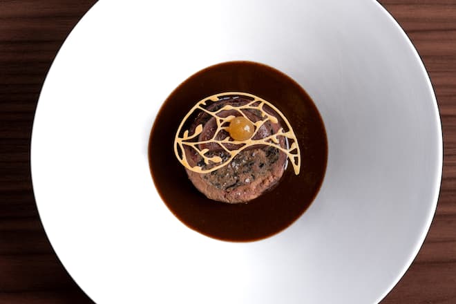 Dix délicieux menus de chasse fribourgeois Lièvre à la royale Paillereau