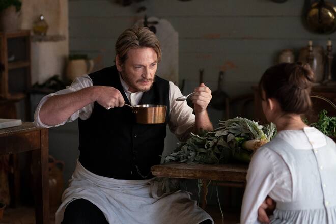 Extraits photos du film 'La Passion de Dodin Bouffant' de Tran Anh Hung avec Juliette Binoche et Benoît Magimel.