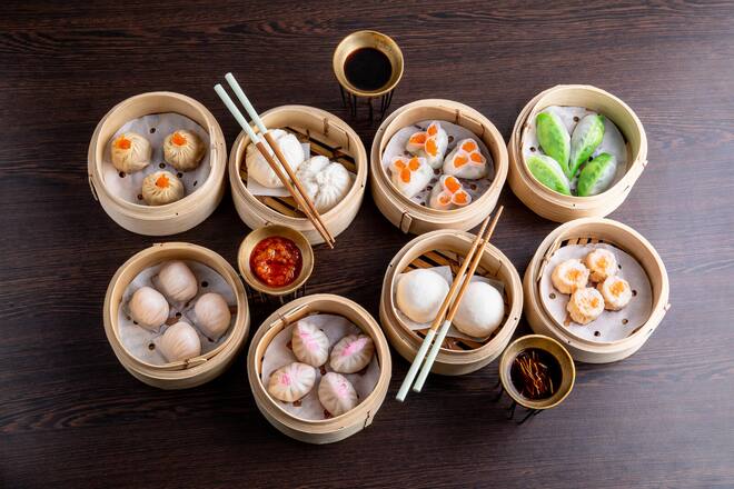 Dim Sum Gerichte, Bürgenstock Hotels & Resort, NW 2023