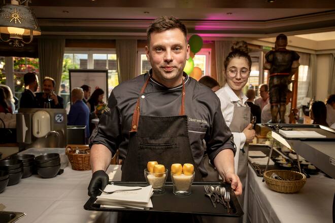 David Imre Rozsa Hotel Belvedere. Ei Royal mit Steinpilzen und Hollandaise Espuma. Top of Taste Gourmet-Festival in Grindelwald im Hotel Schweizherhof. Aufgenommen am 10.05.2024