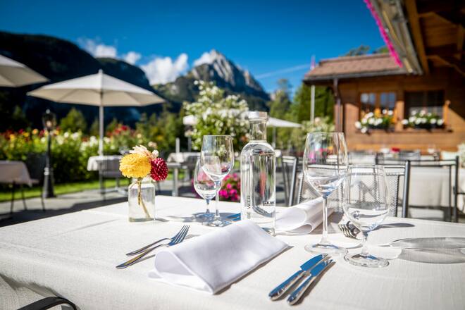BE WTR. Louise & Erich Baumer. Restaurant Sonnenhof in Saanen bei Gstaad. 06.09.24
