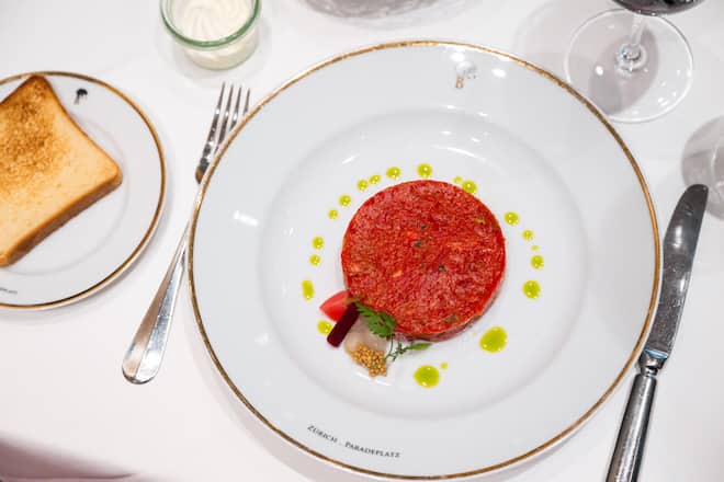 Die besten Beef Tatar - Zürich - Bärengasse im Bankenviertel von Zürich