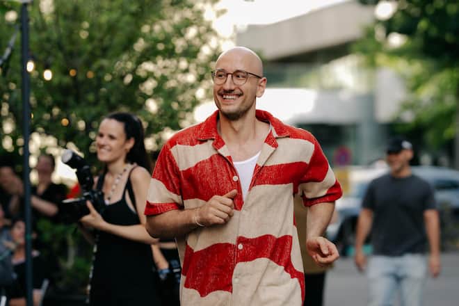 Jonathan Pichler, Mamie, hat soeben noch einen Parkplatz gefunden - Pop des Jahres 2027 - BUNZAI Zürich - Juni 2026 - Copyright Olivia Pulver
