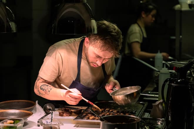 L'Appart Lausanne Luis Zuzarte