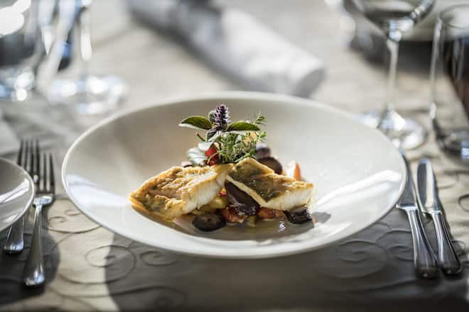 Zanderfilet gebraten mit Ur-Rüebli an Zitronenjus