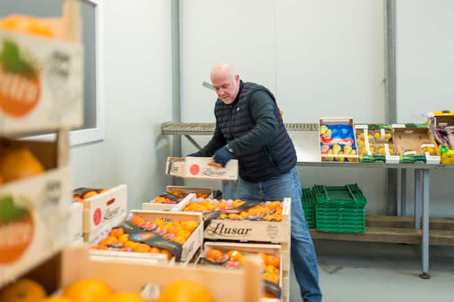 16.03.2023 Geneve - Pub reportage. partenariat G&M. Leguriviera avec Top Chef Yoann Caloue ( Cafes des Banques ). Copyrights vendu a Leguriviera.