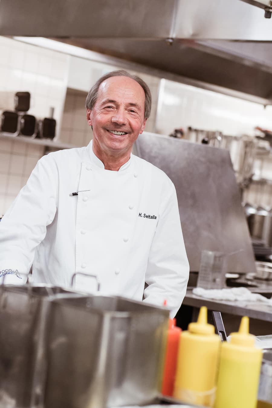 Chefkoch Harry Switalla übergibt anfangs April an seinen Vize René "Cookie" Kockelhoren - Grill Le Cervin, Hotel Mont Cervic Palace, Zermatt - 2. März 2019 - Copyright Olivia Pulver
