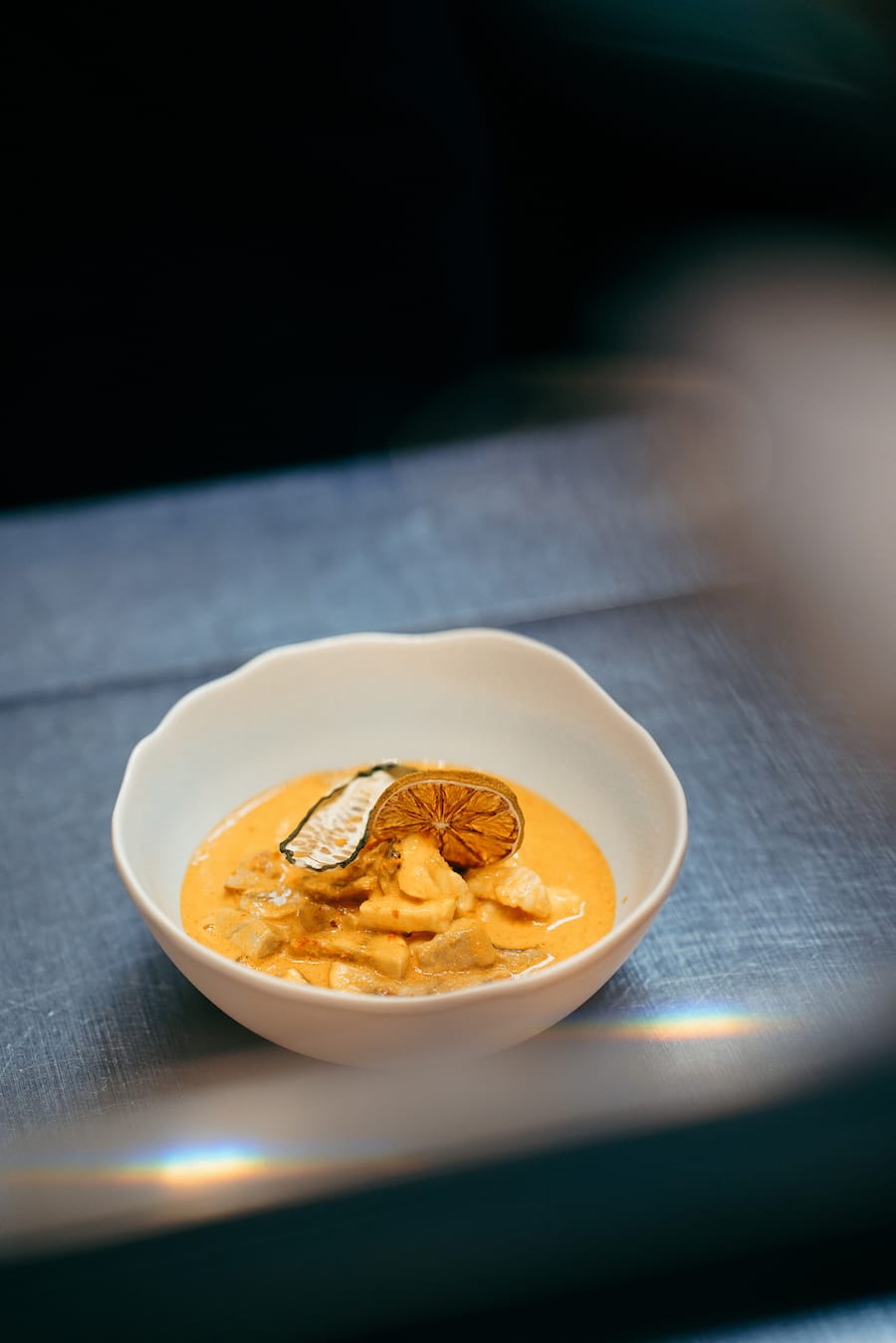 Tino Staub und Mariy un Noun Smiling Gecko