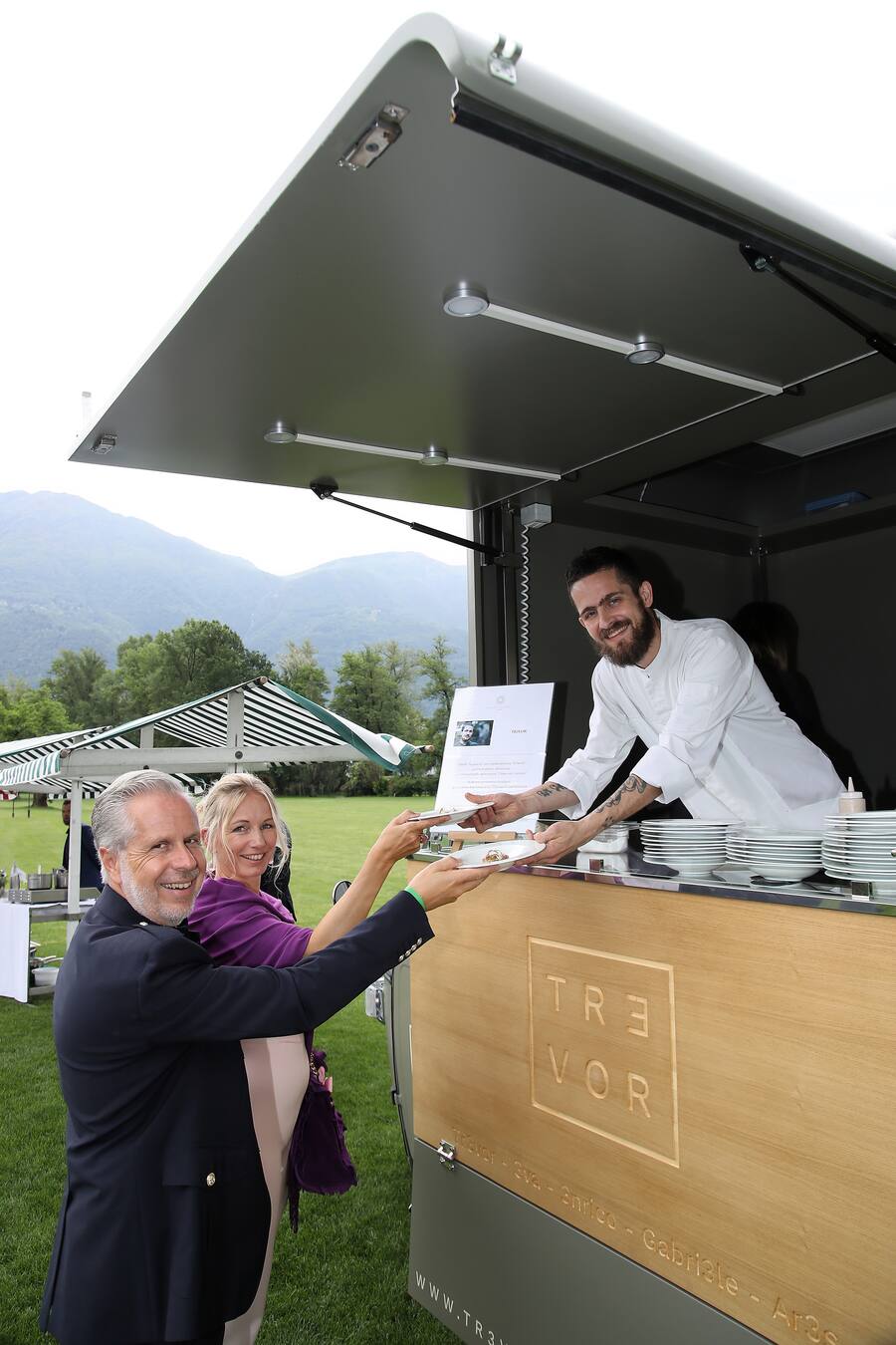 Big Bottle Party im Castello del Sole in Ascona