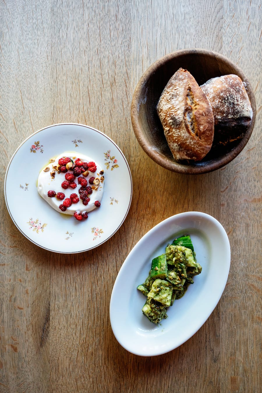 Pop-up «Rär» von Margaretha Jüngling, Samuel Envall Utbult, Andrea Rothenberger und This Schälchli in der «Metzg» mit Gemüse von Matthias Hollenstein