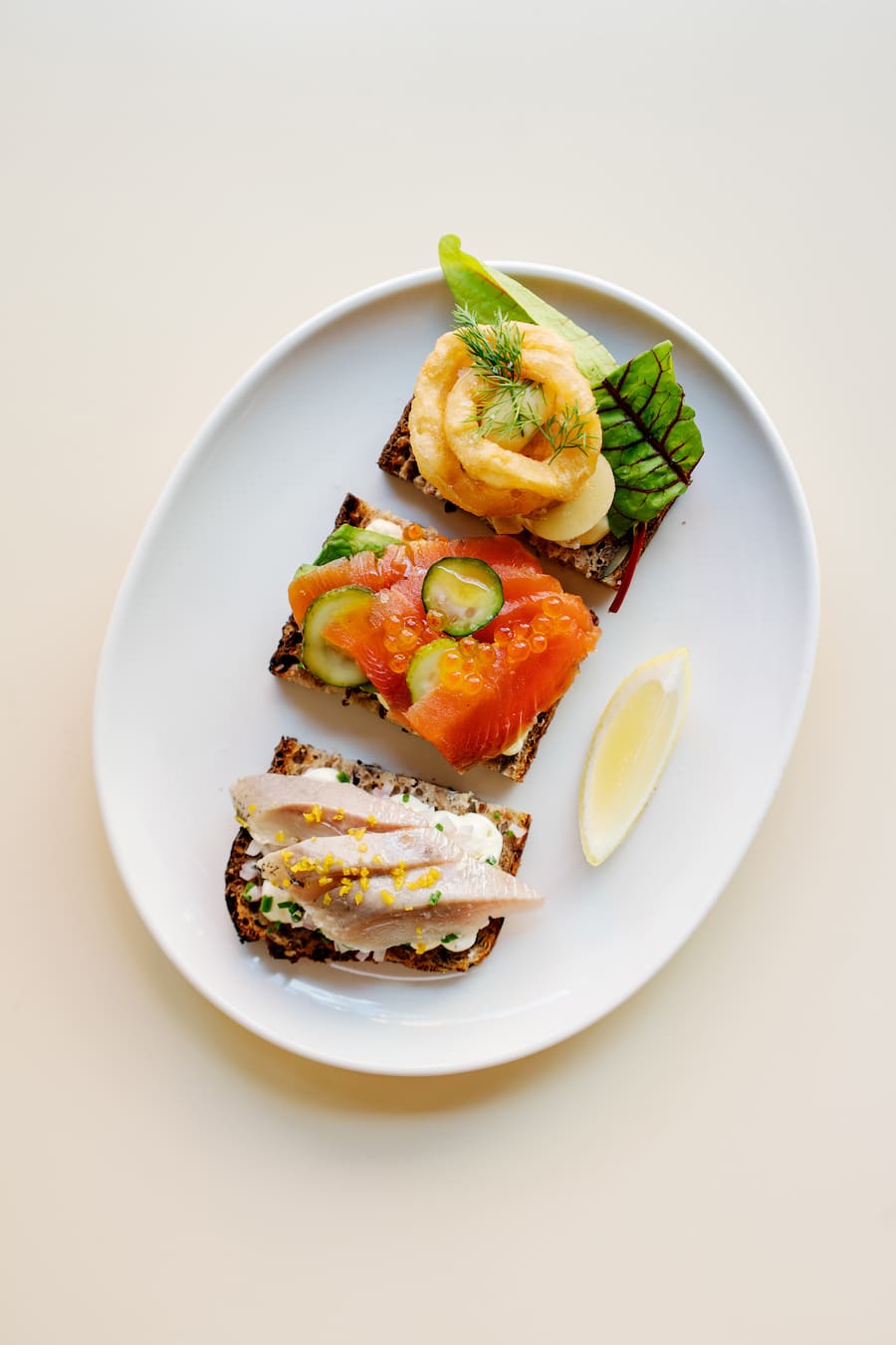 Restaurant Wermut Zürich mit David Heimer im Kino Riffraff Smorrebrod