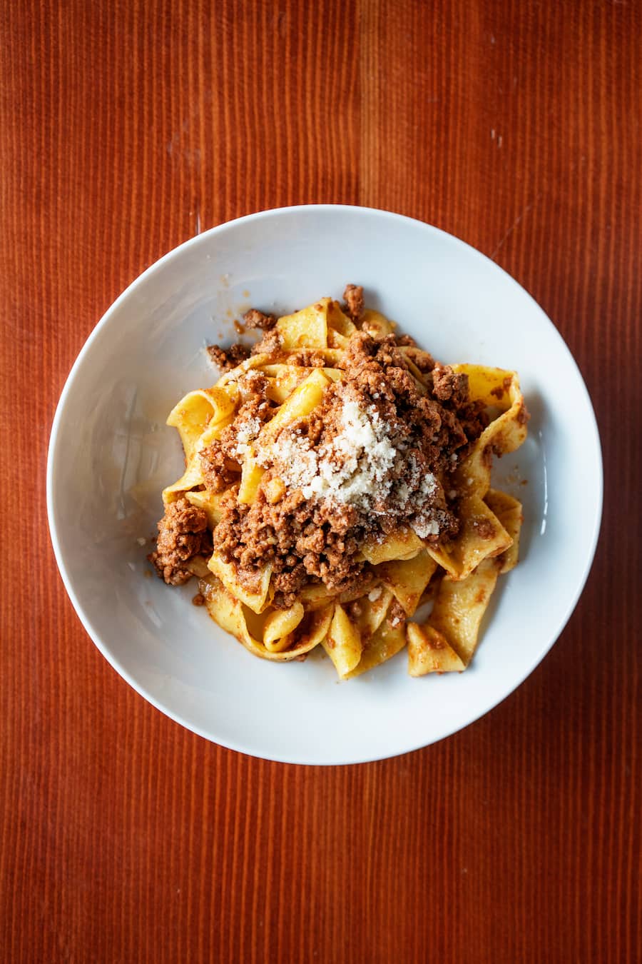 Pappardelle al ragu im Campo in Zürich von den La Stanza Machern auf dem Helvetiaplatz