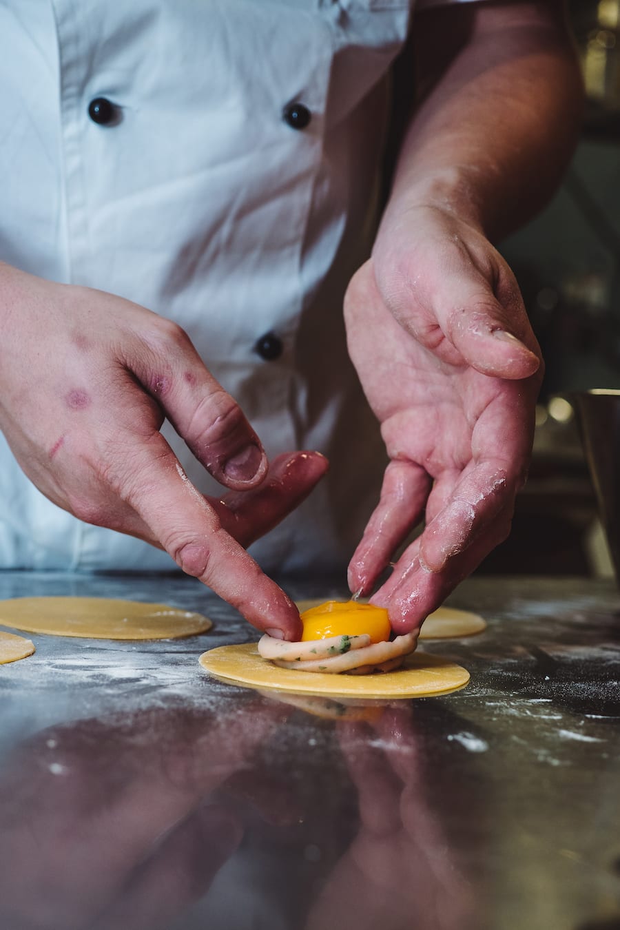 Roter Baeren Basel Roger von Bueren