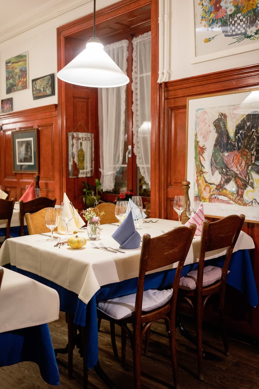 Fondue und Raclette vom Feuer im Chez Crettol in Küsnacht