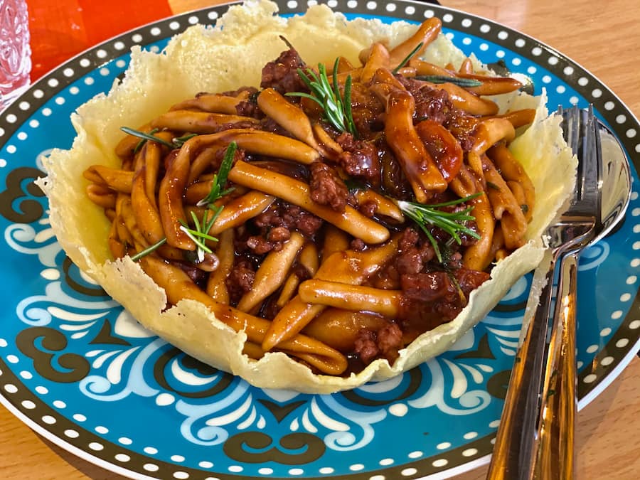 ULTIMO-GENEVE-RESTAURANT-STAND-ITALIEN