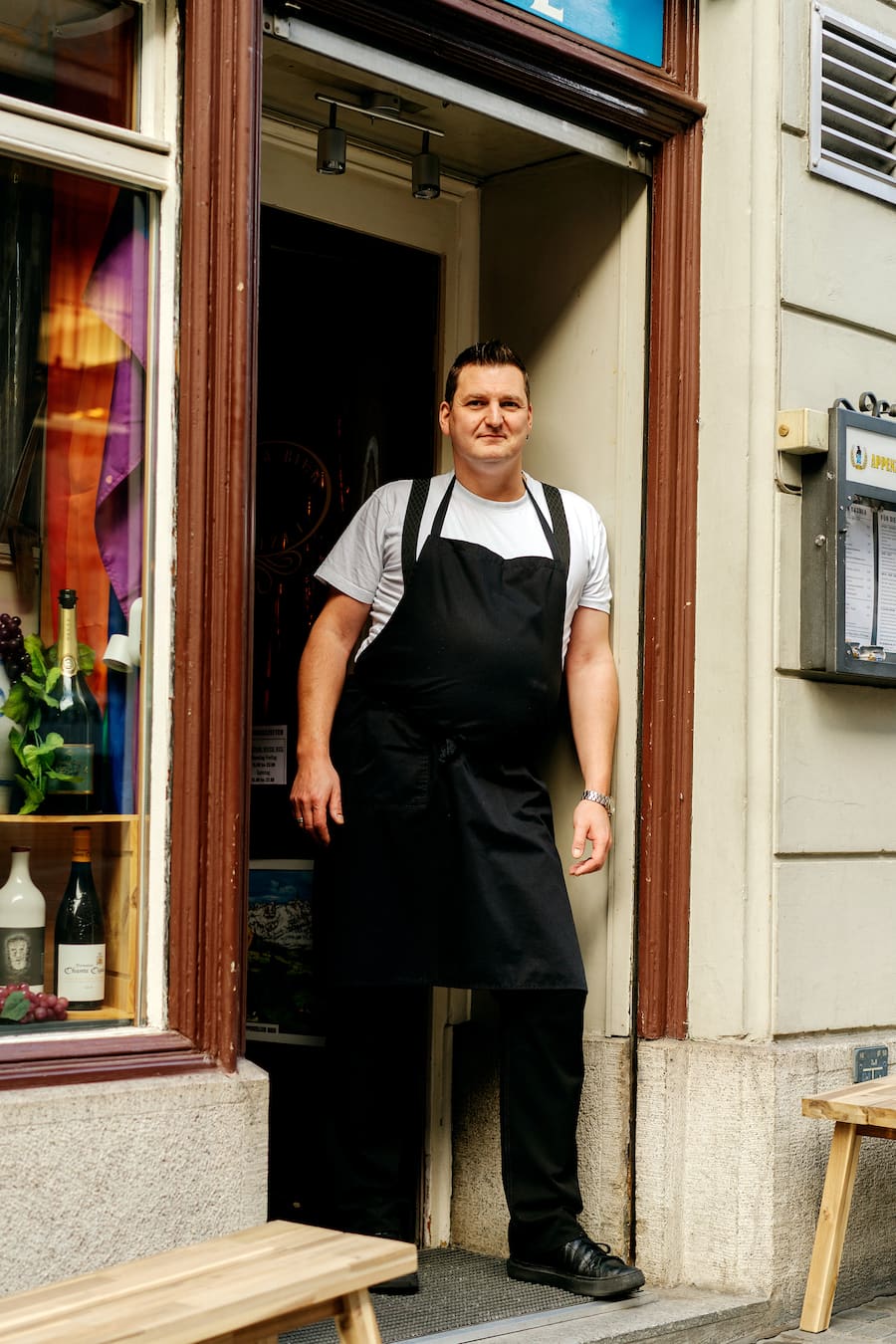 Gastgeber und Koch Stefan Wieser im Restaurant Weisse Rose in Zürich