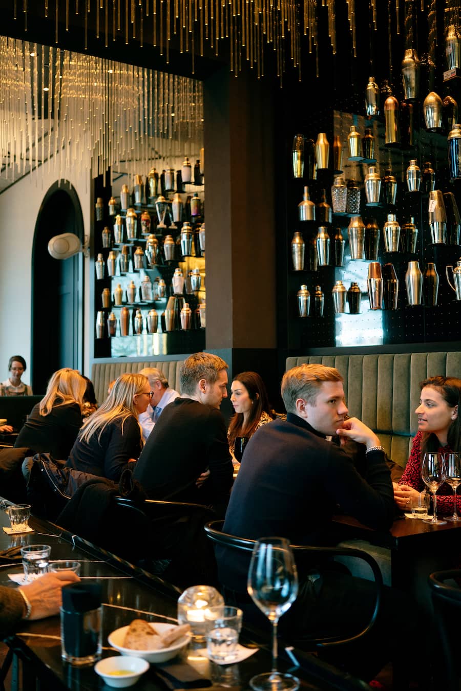 Bar am Wasser in Zürich von Dirk Handy