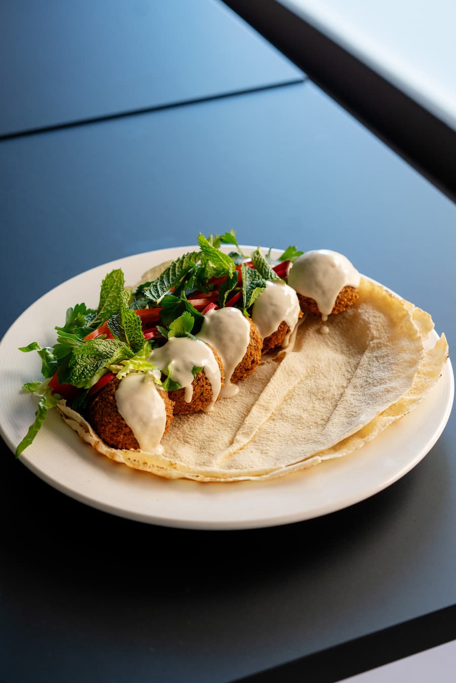 Falafel im Take-Away des libanesischen Restaurants Le Cèdre an der Nüschelerstrasse in Zürich