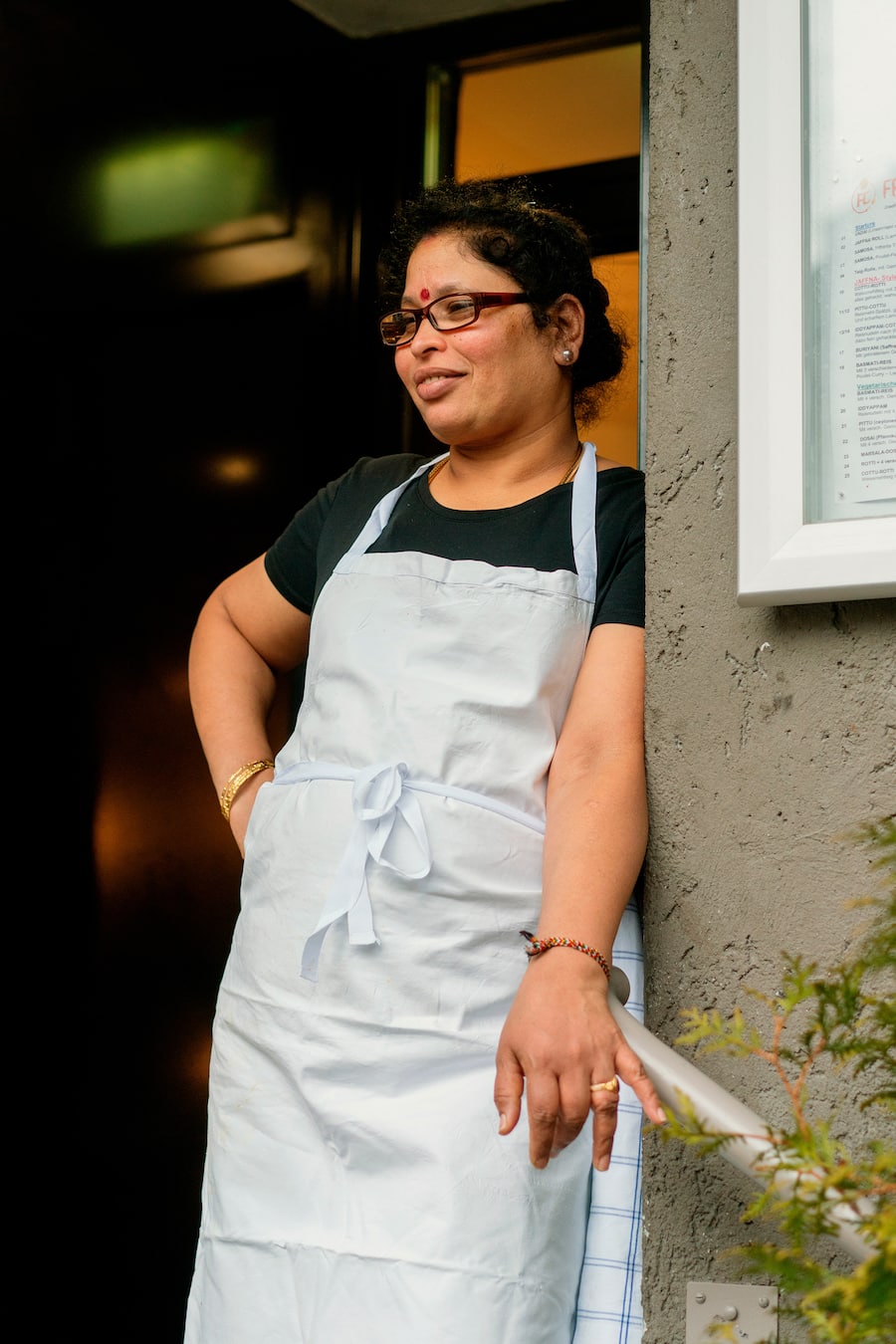 Sumathy Vigneswaran im sri-lankischen Restaurant Friend's Corner in Zürich an der Josefstrasse