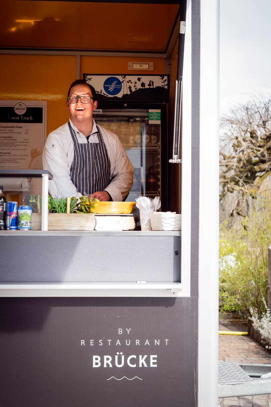 Thomas Messerli im Foodtruck, Restaurant Brücke, Niedergösgen, Chefkoch Thomas Messerli - 26. März 2020 - Copyright Olivia Pulver