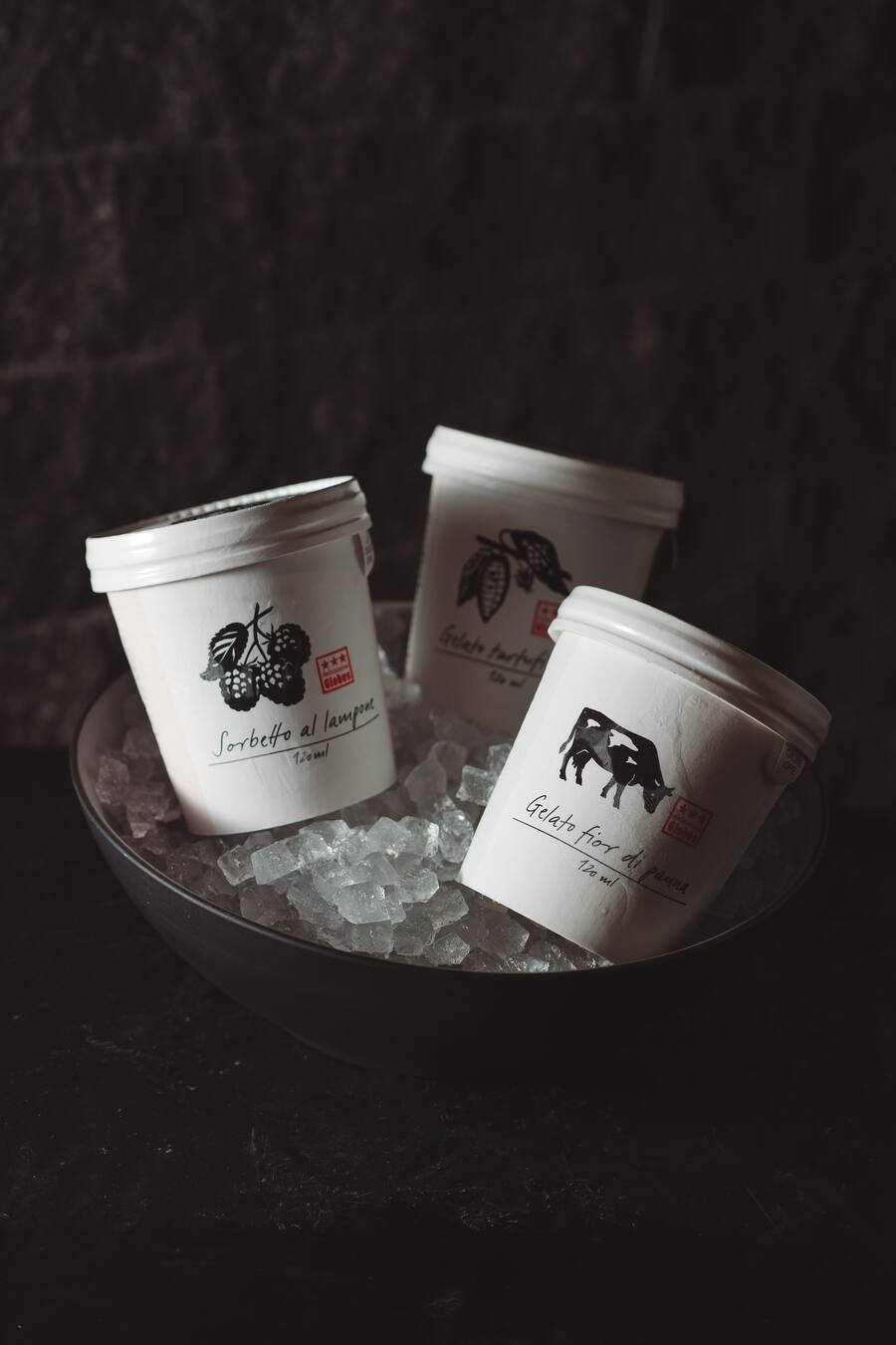 Globus Experteninterview mit Thomas Schütz + Gelati-Produzent Leonardo - Glacé - Dienstag, 16. Juni 2020 - Globus Zürich - Copyright Olivia Pulver