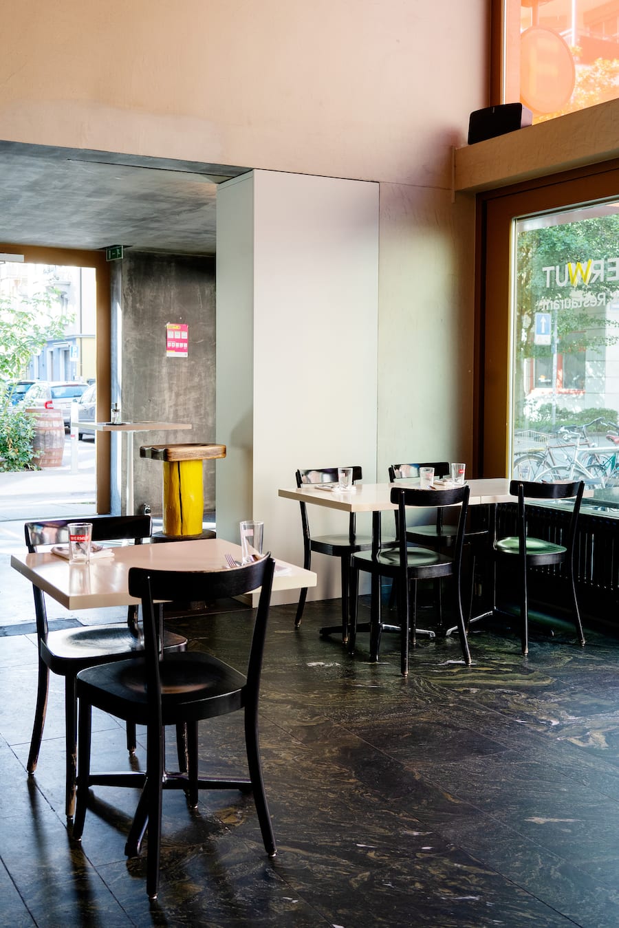 Merwut Zurich Pop-up im Wermut Kino Riffraff mit Margaretha Jüngling, Samuel Utbult und Emanuel Signer