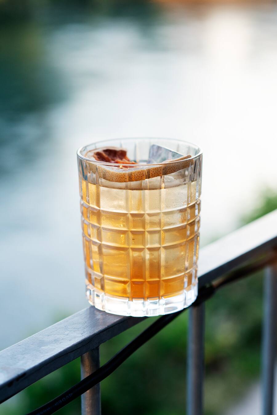 Riva Bar Zurich mit Ivan Pepe und Mark Huber auf der Terrasse der Pizzeria San Gennaro in Zurich