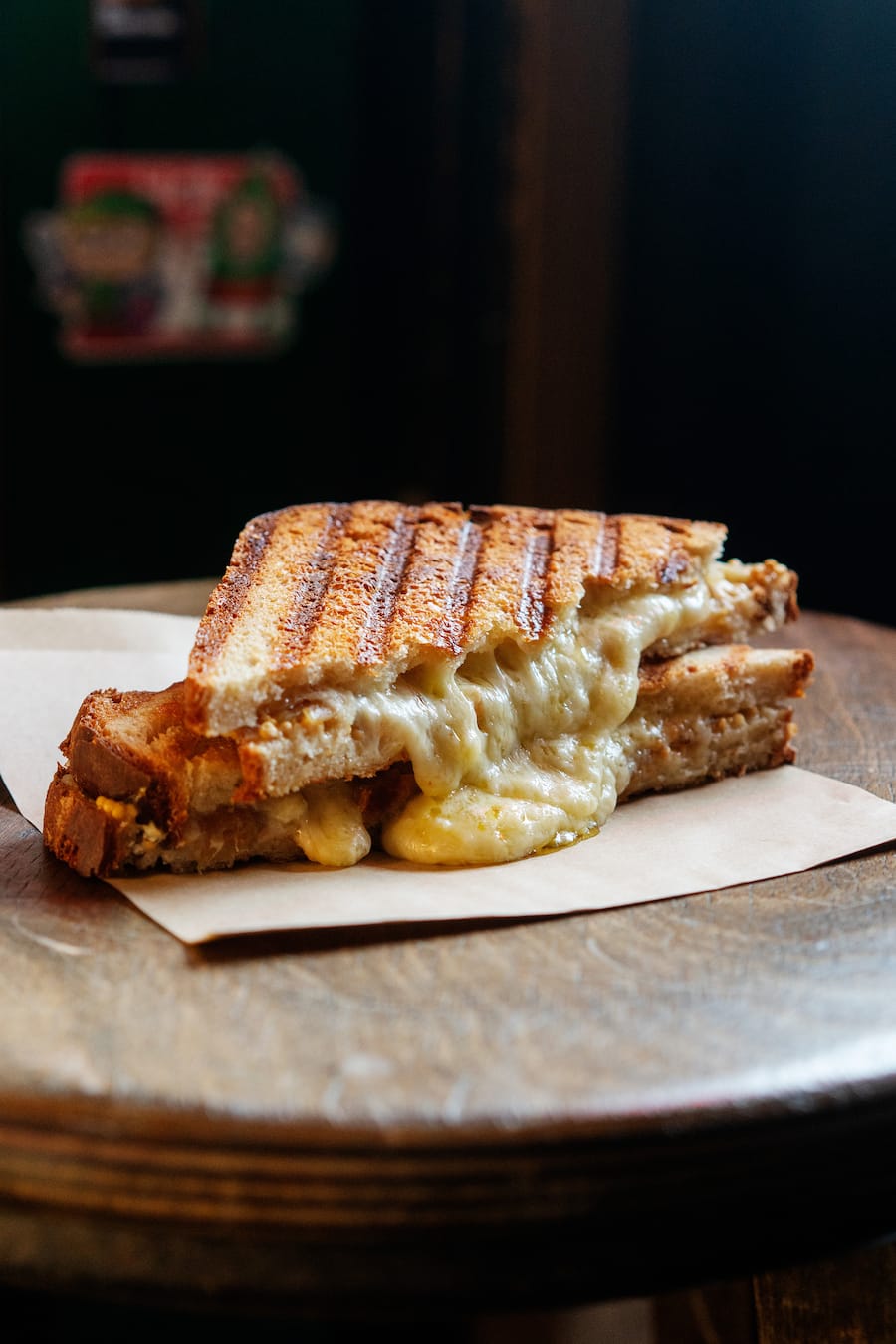 Käse-Toast Grilled Cheese Toast: Iklaemmt Pop-up Zurich von Linda Hüsser und Meret Diener in der Olé Olé Bar in Zürich