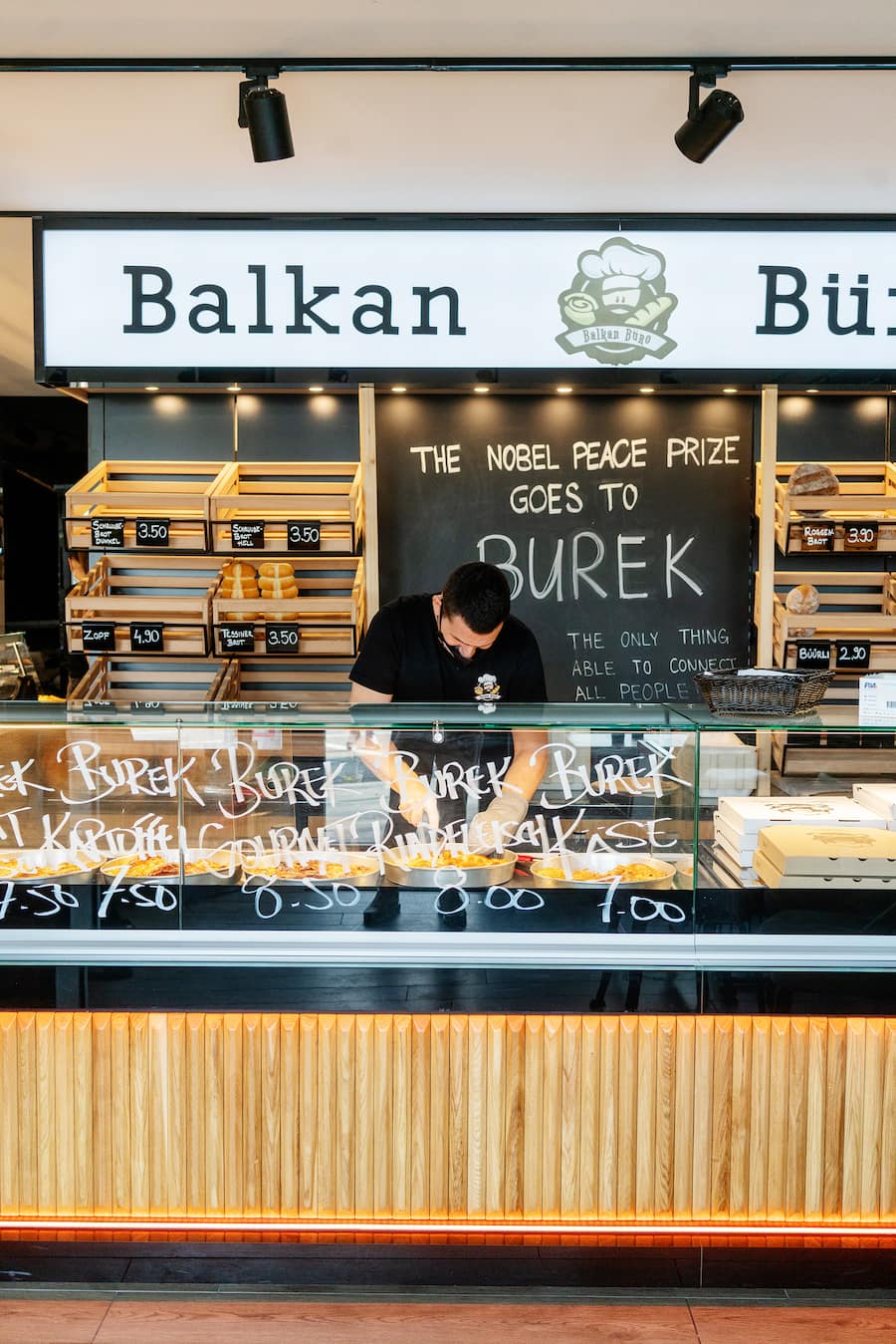 Balkan Buero Zurich Burek